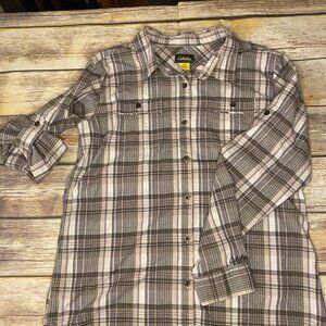 Women's Cabela's button up, green plaid, roll-up sleeve hiking shirt-size medium